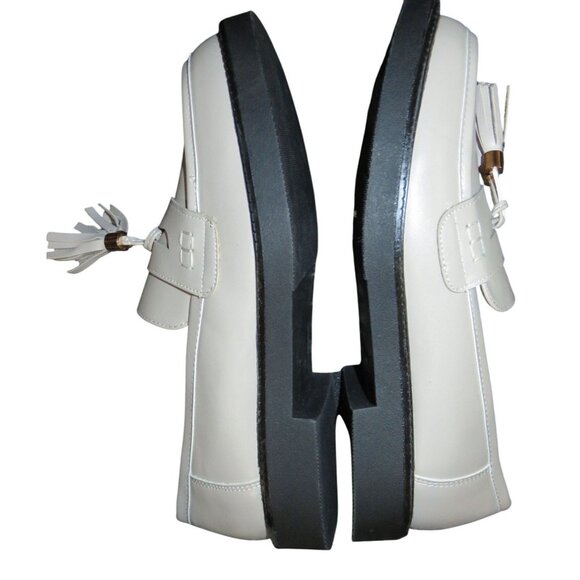 Justfab Georgia Tassel Embellished Cream Vegan Leather Slip On Loafers size 7 - Picture 4 of 8